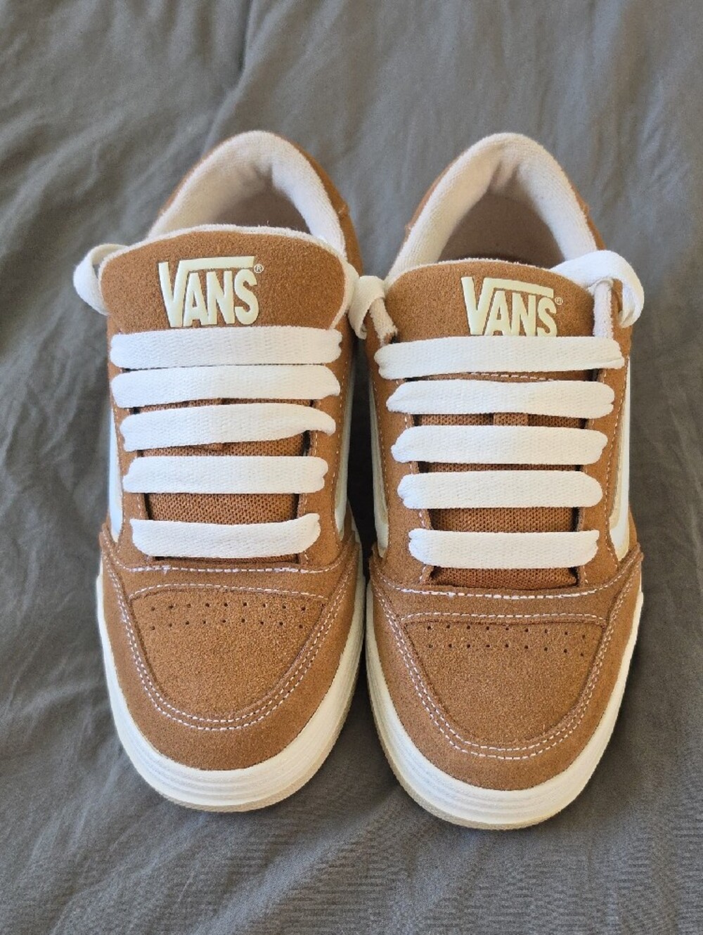 Vans Tan Suede Low-Top Sneakers - Picture 2 of 5